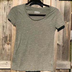 Green Tee shirt